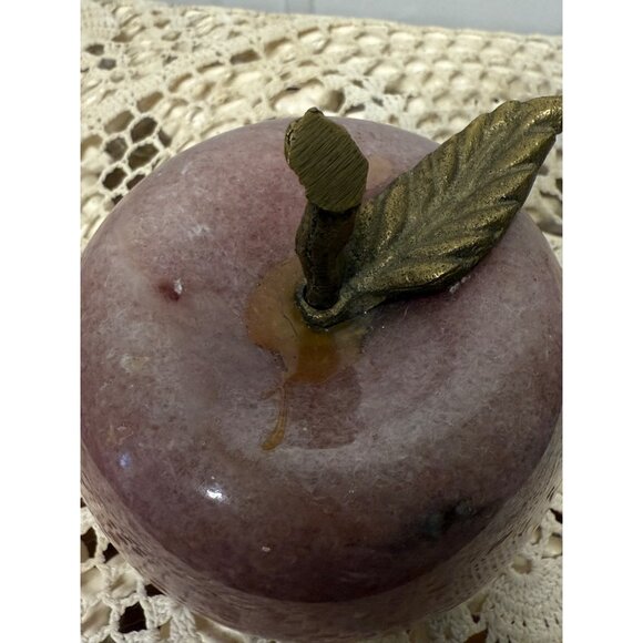 Vintage 1990s Pink MArble Stone Apple Sculpture Paperweight - Picture 7 of 8